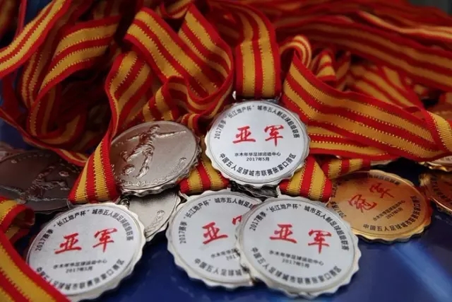 重回辽宁执教成定局？杨鸣坦言：航母虽难掌舵，但我仍想继续尝试